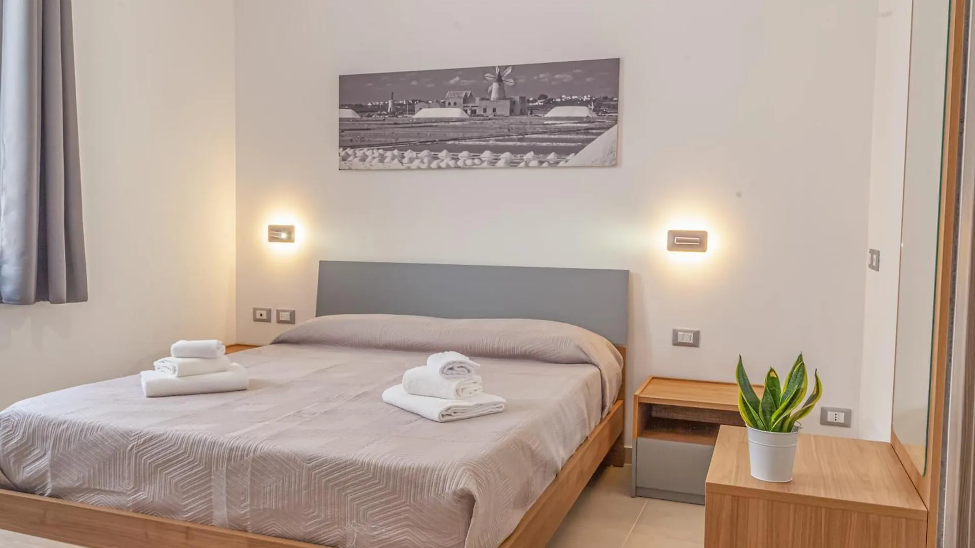 Isgro Rooms Marsala Italy