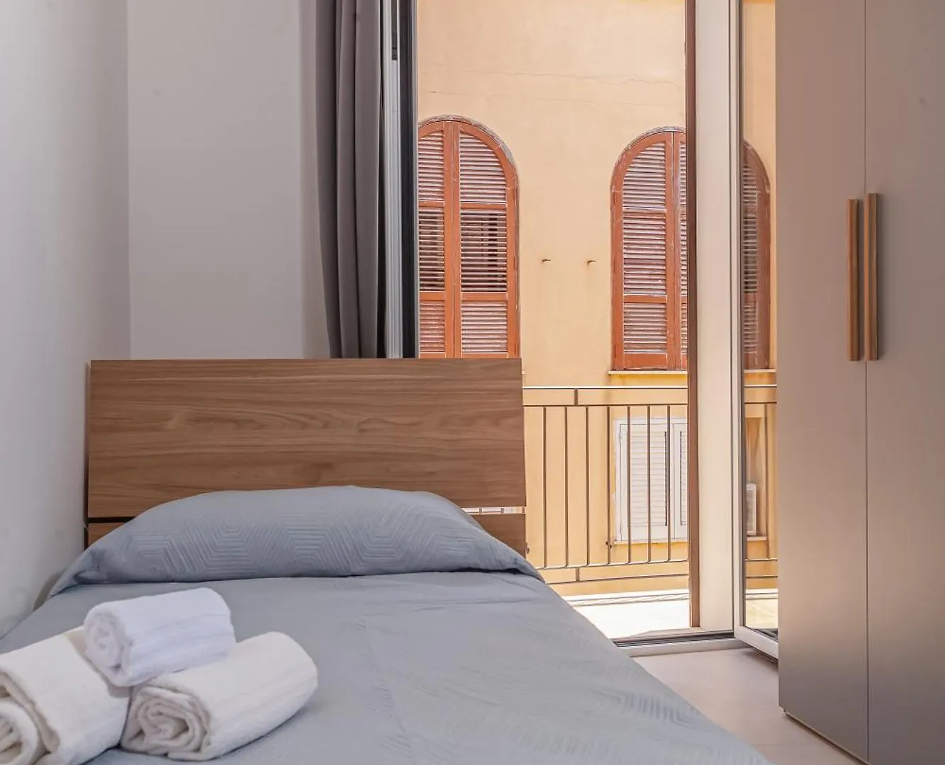 Isgro Rooms Marsala 0*,